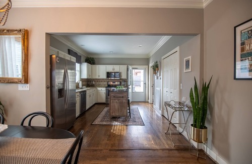 Hope Gardens House | Le Petit Château Nashville — Cozy and Elegant, Near Downtown