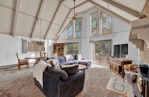 Paupackan Lake House | Liambear's Den