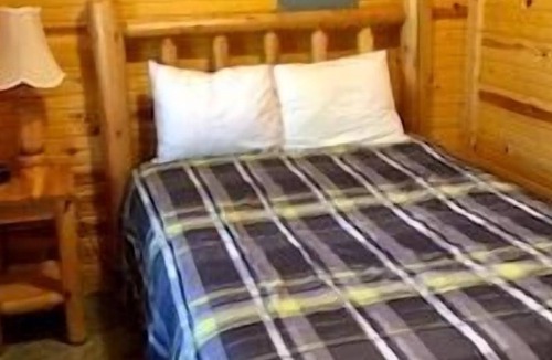 Clearville Cabin | Lilly Pad At Creekside Resort