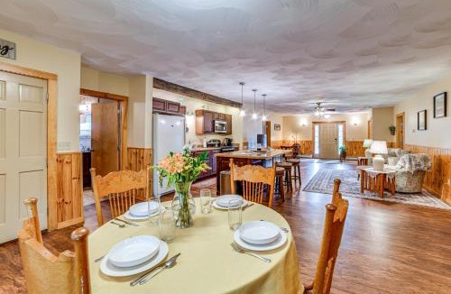 Lisle Apartment | Lisle Apt 4 Mi to Dorchester Lake!