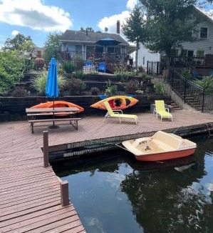 Portage Lakes House | Little Lakefront Getaway on Portage Lakes