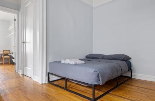 Inwood Apartment | Live In Upper Manhattan on Budget