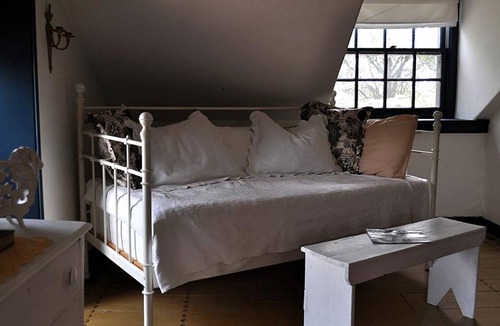 Holicong Cabin | Lodge ∙ 1 bedroom ∙ 4 guests