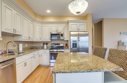The Dunes House | Long Beach Island Townhome w/Rooftop Deck & Grill