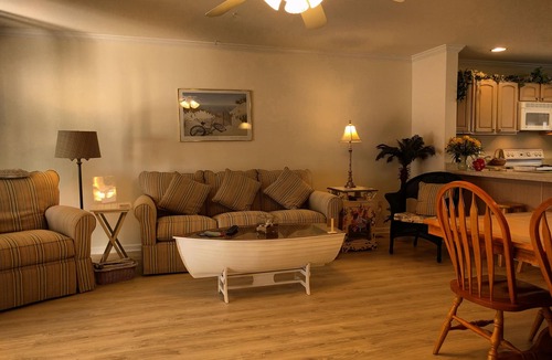 Lewes House | Lovely 3 Br, 2 1/2 Bath, Minutes To The Beach with pool