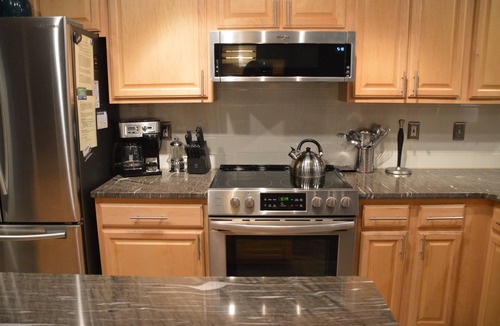 Rehoboth Beach Condo | Lovely Beach Condo on 1st floor - Close To Everything!