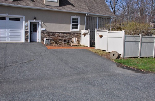 Bel Air North Apartment | Lovely one bedroom apartment private entrance utilities included