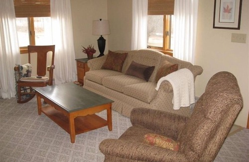 Dushore House | Lusch Acres Retreat .Unwind & Enjoy a Relaxing Vacation