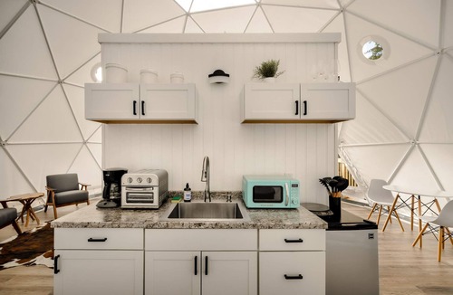 Capon Bridge Apartment | Luxe Dome w/Hot Tub, Full Bath & Mountain View!