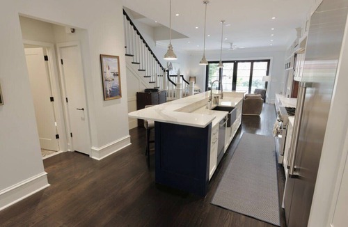 Logan Circle Apartment | Luxurious Mansion in Logan Circle Private Parking