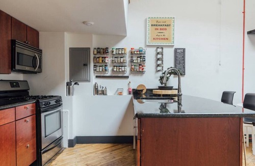 Old City Apartment | ☆ LUXURIOUS OLD CITY PENTHOUSE ☆