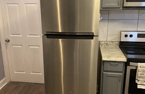 Wilmington Apartment | Luxury 2 bdr 3rd floor apartment