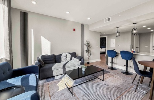 Northern Liberties Apartment | Luxury 2BD | 4 Beds | Northern Liberties
