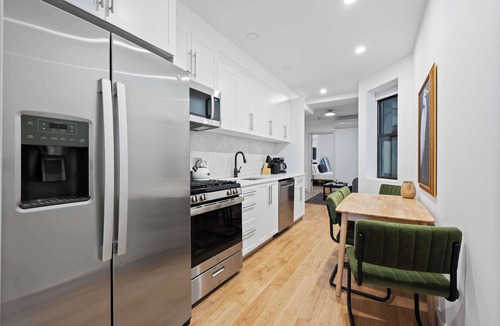 Rose Hill Apartment | Luxury, 2BR/2BA, Prime Kips Bay