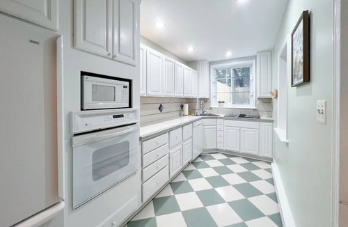 Fells Point House | Luxury 3 bed row home in the heart of downtown Fells Point