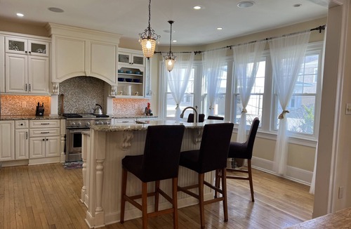 Ventnor City House | Luxury 6 bed. Beach Block Mansion!