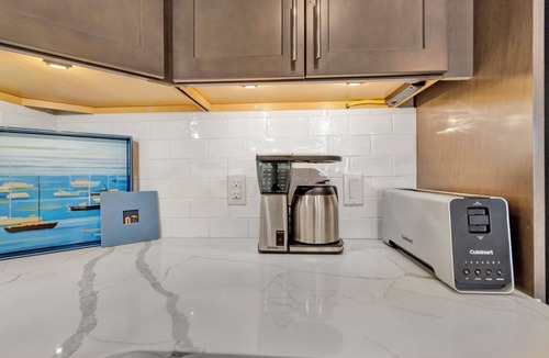 Dewey Beach Condo | Luxury Bayfront Condo Wow!
