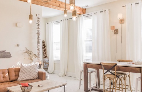 Mount Adams Condo | Luxury condo in vacation town of Mt Adams. Feels like your living in Europe!