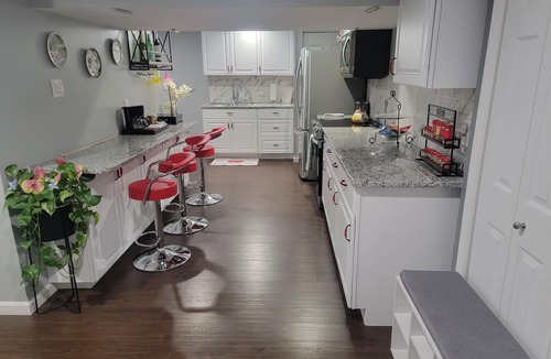 Stony Run Apartment | Luxury Country Cottage guest suite