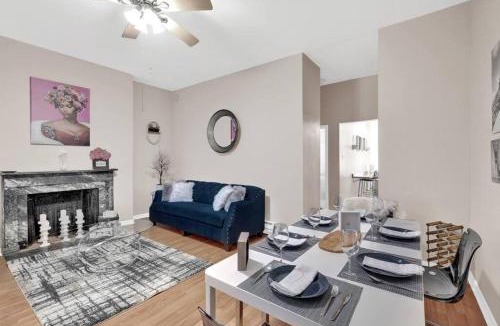 Gayborhood Apartment | Luxury Flat In Center City