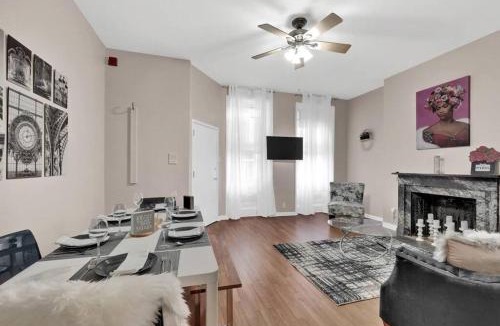 Gayborhood Apartment | Luxury Flat In Center City