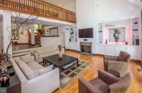 Spring City Villa | Luxury Home By Nature Preserve