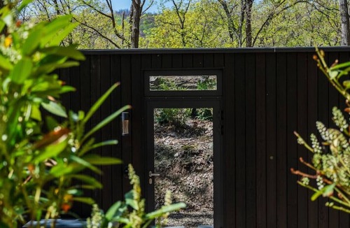 Mercersburg House | Luxury Mirror Cabin ~ Sauna/Hot Tub/Mountain Views