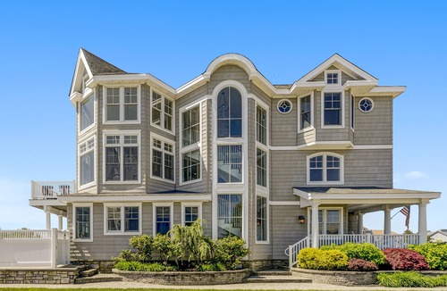Southend House | Luxury Ocean Front Mansion with Heated Pool, Elevator, Grill and Suites Galore