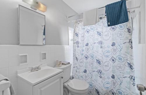 Mount Airy Apartment | Luxury room in Cincinnati