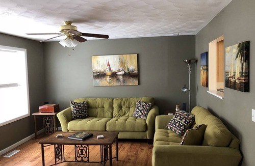 Park Forest Village Condo | Magnificent & Spacious Condo for All of Your PSU Vacations 4.5 Miles from Campus