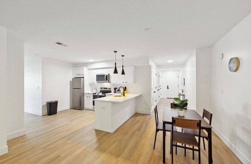 Downtown Wilmington Apartment | Market view Residence 604 I 2 Bedroom 2 Bathroom