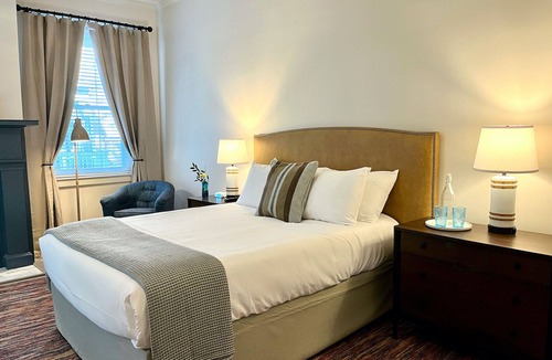 Chillicothe Bed & Breakfast | Matrons Room at The Willis-James