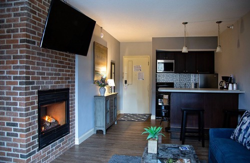Ripley Hotel | McCoy's Inn