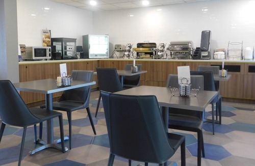 Triadelphia Hotel | Microtel Inn & Suites by Wyndham Wheeling at Highlands