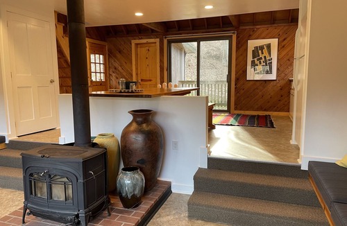 Stone Creek Cabin | Mid-century A-frame style cabin with lake views near the heart of Amish Country