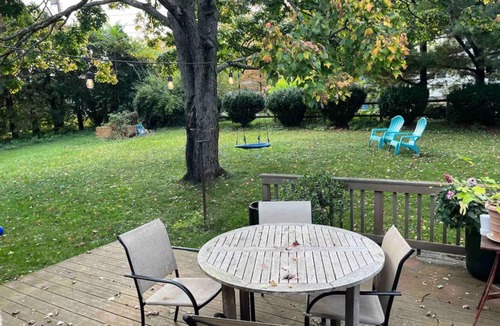 State College House | Mid century Mod ranch walking distance to PSU & Downtown State college