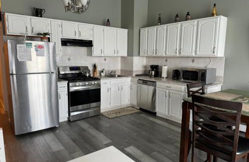 Union City Apartment | Mid-Town View 4 BR Near NYC