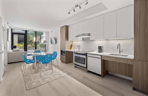 NoMa Hotel | Mins from Metro Red Line | Pet-Friendly | Union Market Nearby