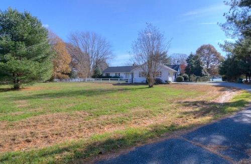 St. Michaels House | Minutes from Downtown St. Michaels | Private Dock | Kayaks