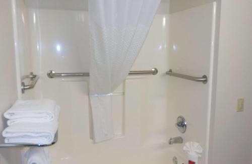 Marienville Hotel | MJ INN and SUITES