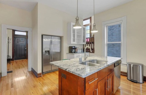 Olde Towne East House | Modern Elegance in Historic District
