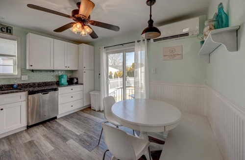 Village Green House | Modern Fenced in Pet Friendly 2BR 1BA Home