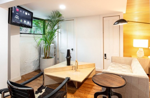 Bergen House | Modern garden unit in classic brownstone