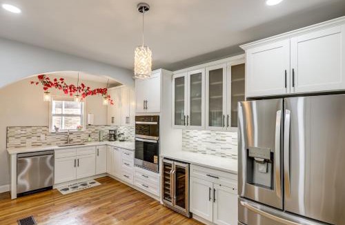 Roselawn Finance House | Modern Group Getaway with Private Yard in Cincinnati