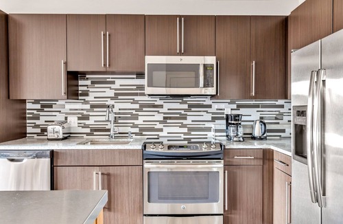 H Street Corridor Apartment | Modern H Street 1BR w/ Gym, W/D & Pool, across from WF, by Blueground