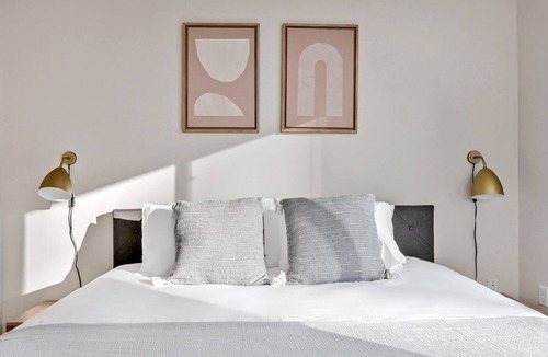 H Street Corridor Apartment | Modern H Street 1BR w/ Gym, W/D & Pool, across from WF, by Blueground