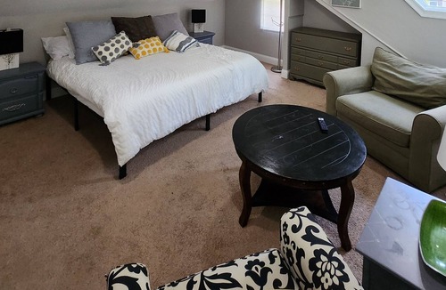 Brownsville House | Modern Home in the Valley