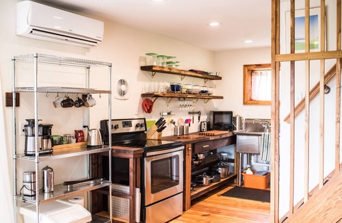 Luray House | Modern Mid Century Home + National Park Mountain Views + Shenandoah River