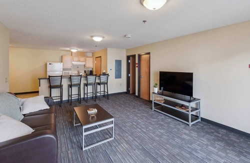 Ontario Apartment | Modern & Spacious Retreat with Balcony & Amenities