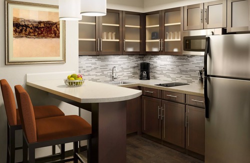 Gilbert Condo | Modern Suite in Phoenix Area | Outdoor Pool
